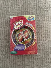 UNO Spin To Go! Card Game Mattel 2009 Travel Game Open Box