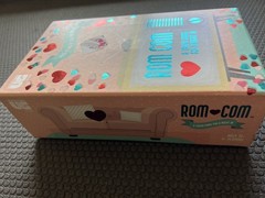 New – University Games Rom Com – A Trivia Game for a Night In – Ages 12+ – NM