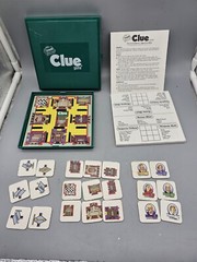 Travel Clue 1990 Parker Brothers Complete Plastic Case