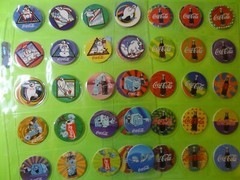 Pogs COCA COLA * Set of 40 * 1995 * Sheets included * Very Nice Set * Coke