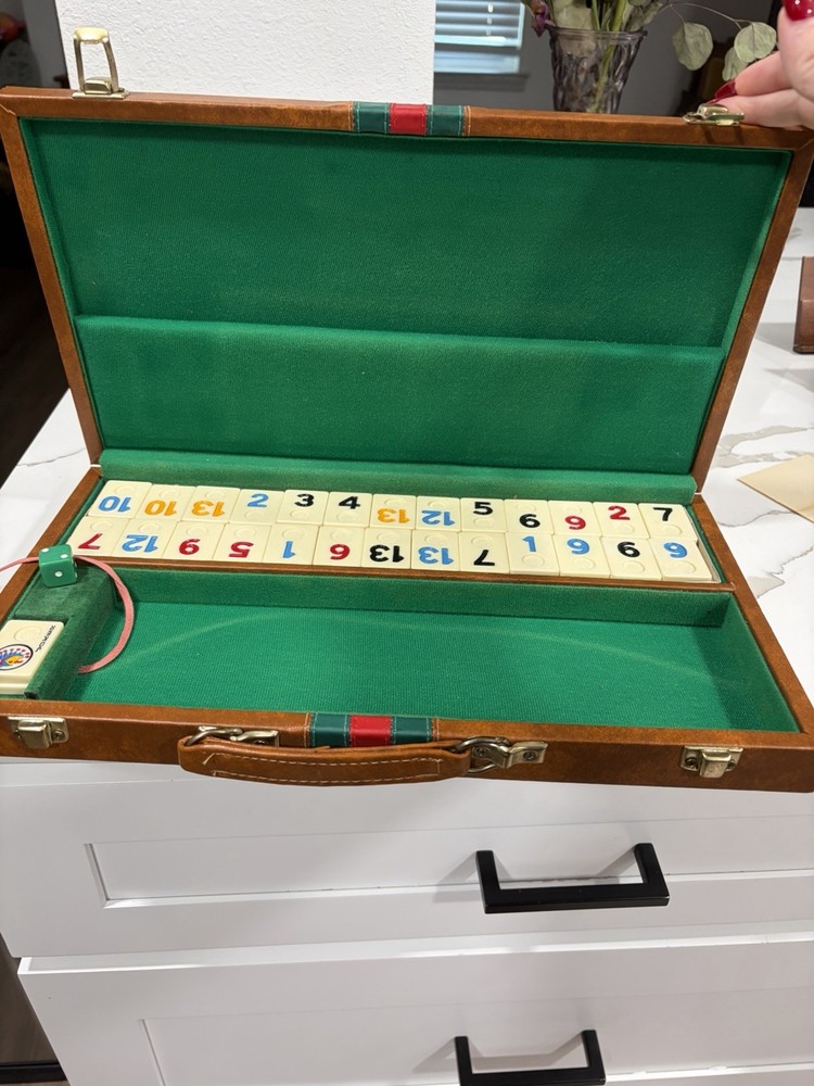 The Game Merchant Rack Rummy Strategy Tile Travel Game w/ Carrying Case 1975