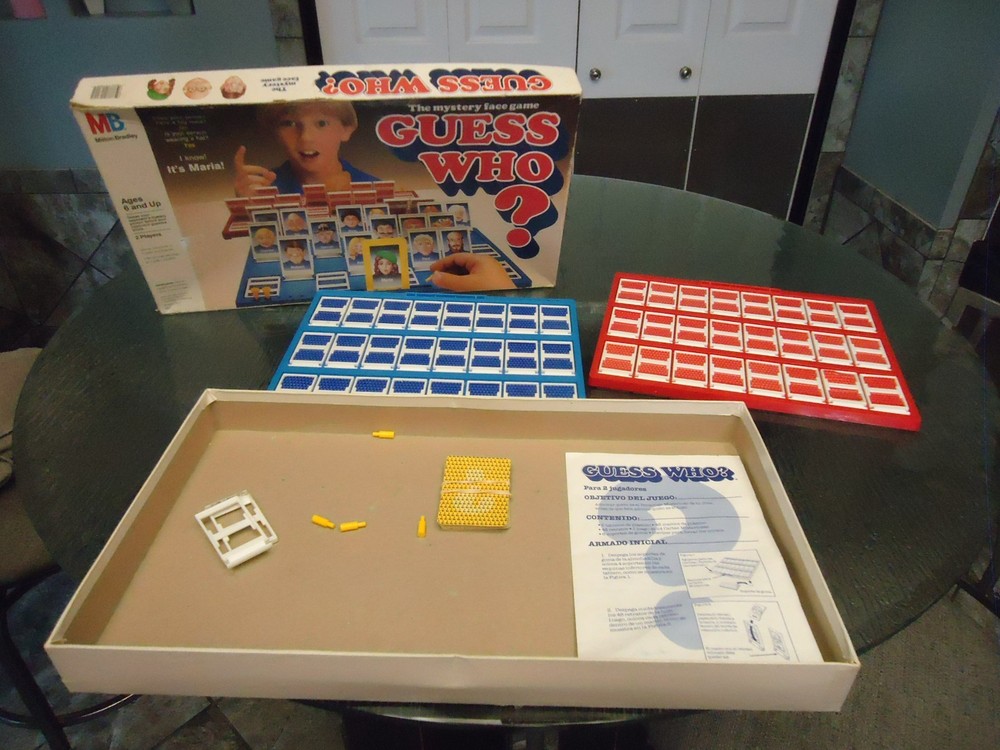 1987 MILTON BRADLEY GUESS WHO ? GAME 4800 ( complete ) ^