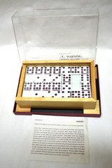 NIB Vintage The Woodfield Collection Dominoes Game