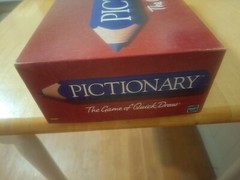 Hasbro Pictionary The Game of Quick Draw Gameplay 1999 04531 Vintage