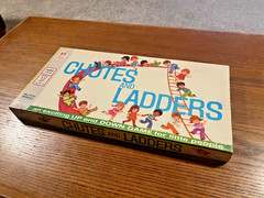 Vintage 1974 Chutes and Ladders Board Game ~ Milton Bradley 4555 ~ 100% Complete