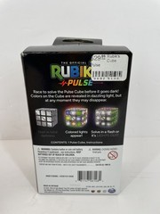 Rubik’s Pulse Electronic Light Up Puzzle Cube Game Spin Master NEW 8+