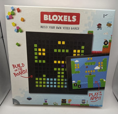 Lot of 2 Mattel Bloxels Board Video Games Basic and Star Wars.