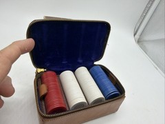 Vtg Travel Game Set Cards + Dice+ R W B Chips in Safari Leather Case #403 c 1940