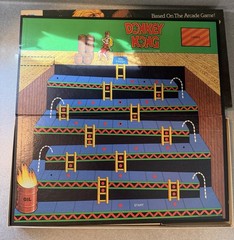 1982 Milton Bradley Donkey Kong Board Game Nintendo Complete Minus 1 Sticker