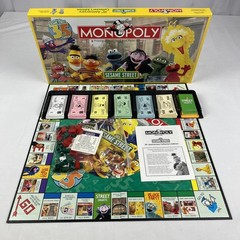Monopoly Sesame Street 35 Years 2004 Hasbro 100% Complete in packaging