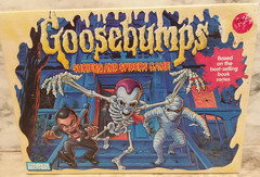 Vintage 1995 GOOSEBUMPS SHRIEKS & SPIDERS Board Card Game