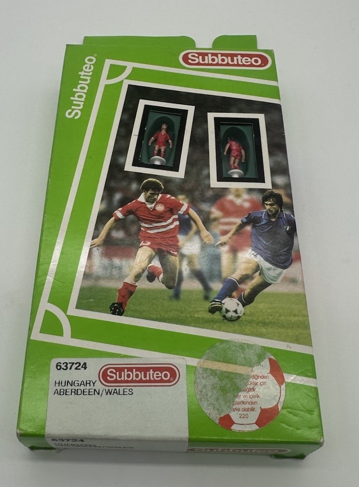 VINTAGE SUBBUTEO HUNGARY ABERDEEN WALES 63724 TABLE SOCCER FOOTBALL SET BOXED