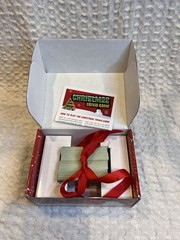 2015 Outset CHRISTMAS TRIVIA GAME EUC Complete A Perfect Holiday Gift