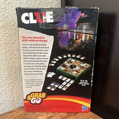 NIB Hasbro Gaming Clue Grab & Go Family Ages 8+ 3-6 Players