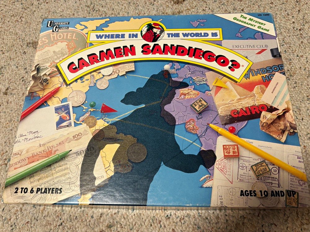 University Games Where in the World Is Carmen Sandiego? Spinner Map Game 1988