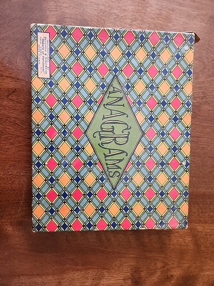 Anagrams Word Game Selchow & Righter Early Edition Thick Cardboard Tiles
