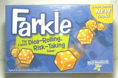 FARKLE – THE CLASSIC DICE ROLLING, RISK TAKING GAME – 2016 PLAY MONSTER – NEW