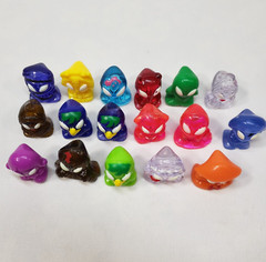 Gogos Crazy Bones Aliens Lot of 17 Vintage Glow In The Dark Glowing Eyes Go Go