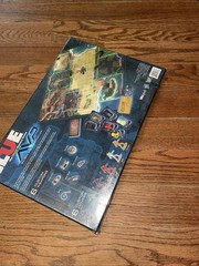 CLUE AVP ALIEN VS PREDATOR BOARD GAME SEALED* READ NEW Hasbro 2016