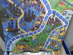 2013 Disney Eye Found It! Wonderforge Board Game ( Complete)
