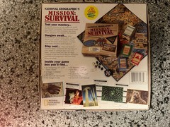 National Geographic Mission Survival Board Game Complete & Great Condition