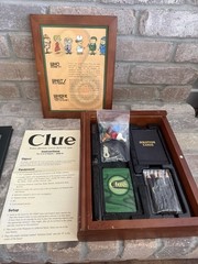 Parker Brothers Clue Vintage Collection Wooden Box Board Game 8+ 2003 008-41251