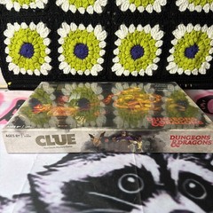 Clue: Dungeons & Dragons (D&D) Classic Mystery Game USAopoly – Brand New Sealed