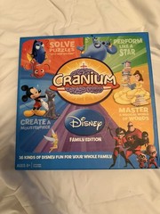 Disney Cranium Family Edition Board Game Ages 8 and Up 100% Complete Game