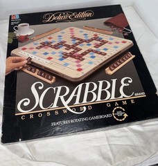 Scrabble Deluxe Edition Rotating Turntable Board Game Vintage 1989