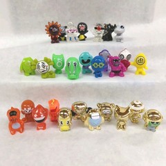 Gogos Crazy Bones Evolution Lot Of 28 Mixed Lot Various Characters and Colors