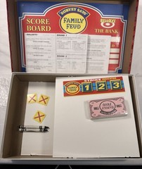 Vintage 1998 Edition FAMILY FEUD BOARD GAME by Endless Games Complete