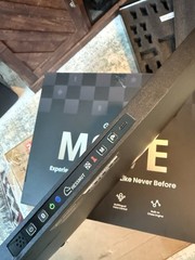 Chessnut Move – Advanced Robotic Chessboard with Plastic Pieces