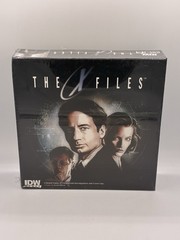 NEW SEALED! The X-Files Board Game IDW Kevin Wilson 2-5 Players Complete