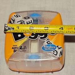 New BOGGLE Hasbro Dice Letter Game 8 Plus