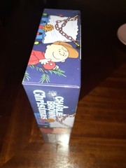 NEW Charlie Brown Game Christmas Bingo Peanuts 2-18 player 8+ Years Family Fun