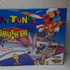 Tyco Games Looney Tunes Smush ‘Em Board Game w/ 4 Dough Cans 1994 MPN 7071