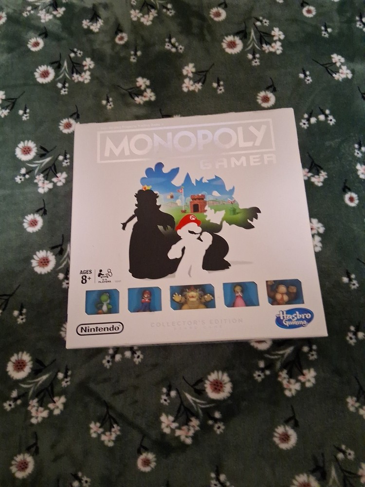 Monopoly Gamer Super Mario Complete Game with Six Add-On Character Figures