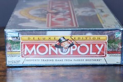 Monopoly Deluxe Edition – (Parker Brothers 1998) -(New/Sealed)