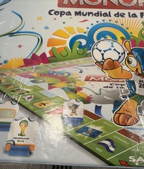 MONOPOLY WORLD CUP OFFICIAL FIFA 2014 (SPANISH) COLLECTOR SEALED BRAND NEW
