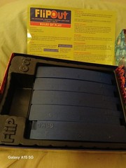 VTG Flip Out Game Switching Swapping Swiping Card Game Family Gamewright 2010