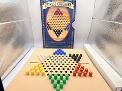 Cardinal Chinese Checkers Folding Solid Wood Board 11.5×11.5 in Metal Case A40