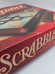 Milton Bradley 4034 Scrabble Deluxe Edition Board Game – Complete
