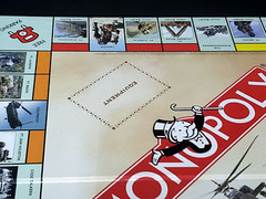 Monopoly US United States Army Edition 2002 – EUC Missing Two Pieces