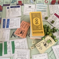 1940S Or 50 Monopoly Game It Appears To Be Complete Lots Of Fun For Everyone