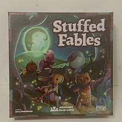 Stuffed Fables Adventure Book Game Complete W/Dice/Figures/4 Sealed Decks Z-Man
