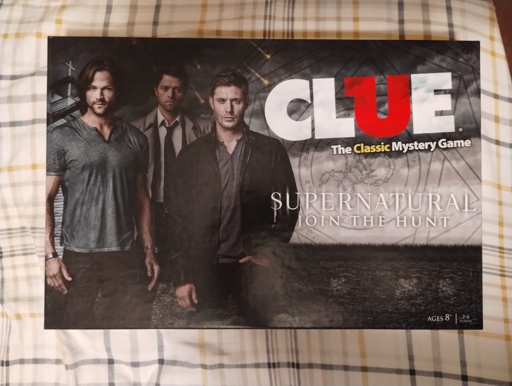 SUPERNATURAL CLUE GAME OPENED BUT NEVER PLAYED SAM DEAN CASS CROWLEY