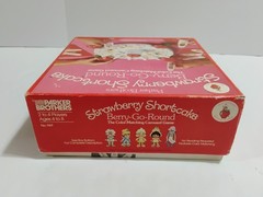 Vintage 1981 Strawberry Shortcake Berry-Go-Round Color Matching Carousel Game…