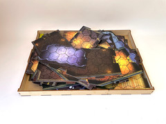 Gloomhaven 2nd Print + Wood Organizer + Solo Book + Mats + 9 Sealed Classes
