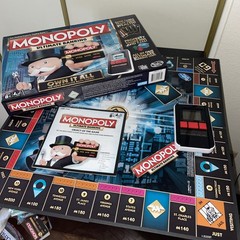 Hasbro Monopoly Ultimate Banking Board Game – not complete see description