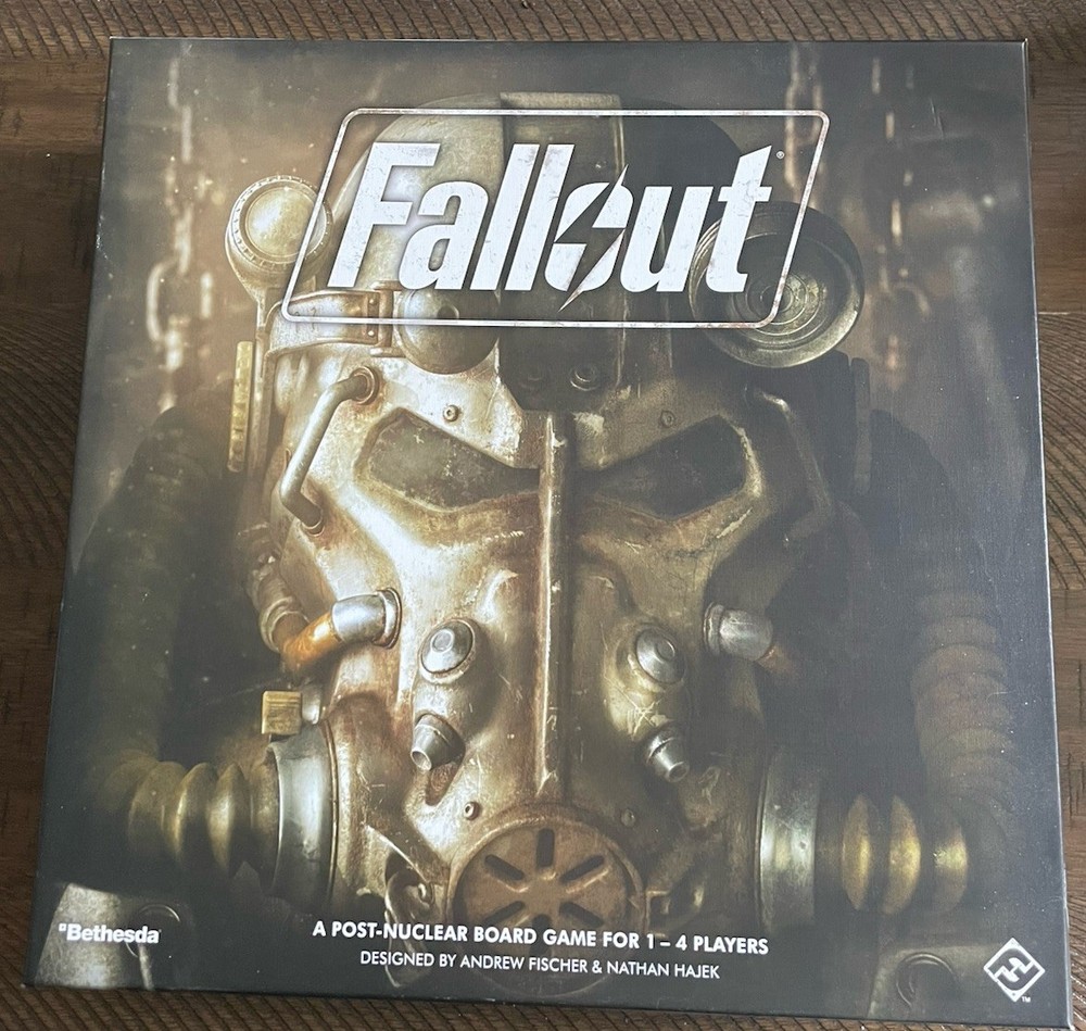 Fantasy Flight Games Fallout Board Game Post-Apocalyptic Complete w/ Figures